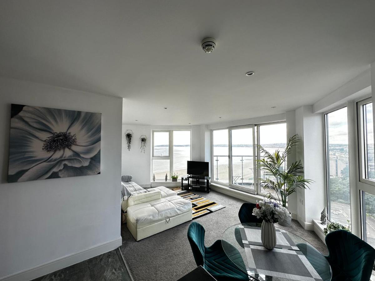 Stunning Ocean & City View Apt سوانسي المظهر الخارجي الصورة